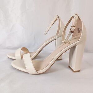 Lulu’s Taylor Open Toe Ankle Strap Block Heel Sandals – Size 8